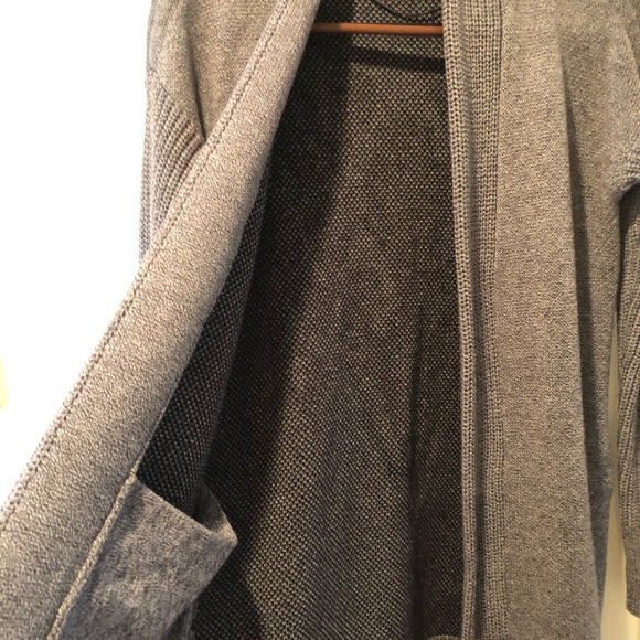 Banana republic cardigan - Picture 6 of 6